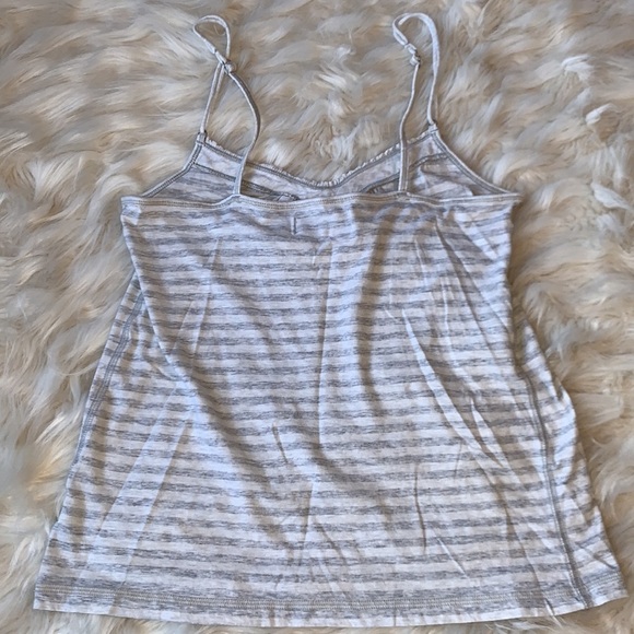 Abercrombie kids gray and cream striped tank top Size Medium - Picture 3 of 7